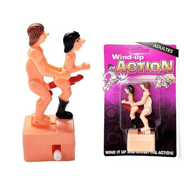 Brinquedo à Corda Casal Gay Transando